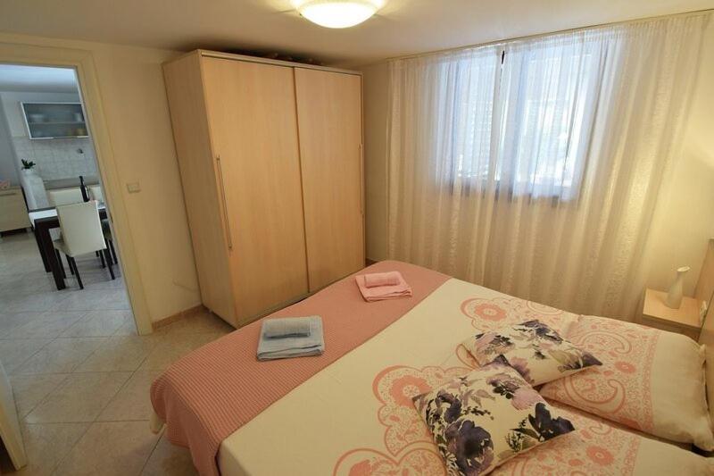 Apartmani Sole 普耶斯察纳乌瓦拉 外观 照片